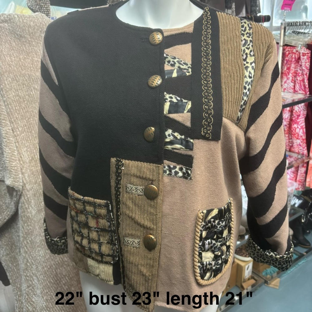 Parsley & Sage Black and Tan Heavy Cardigan